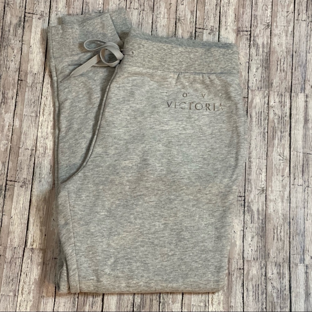 *Sold*Victoria Secret Essential Jogger